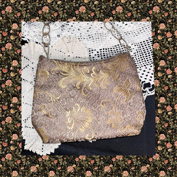 Lisa Violetto  SF Vintage Inspired Elegant Beaded Shoulder Evening Bag - Picture 5 of 8